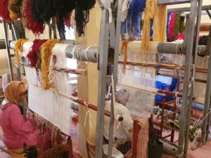 Les femmes amazighes travaillent à Ouarzazate pour maintenir en vie leurs traditions