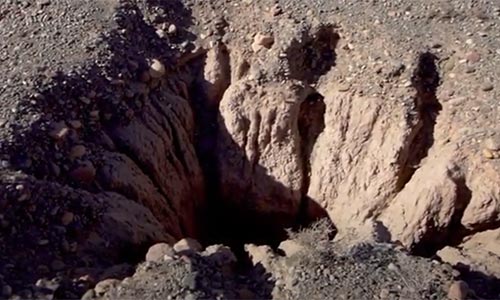 Un puits de contrôle de l'eau dans le Khettara de Skoura